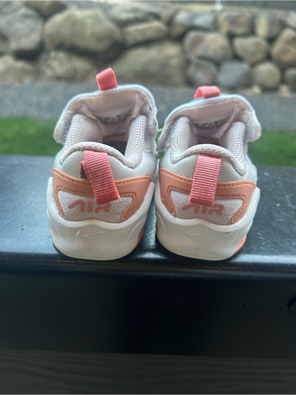 Baby Girl Nike Nova - Picture 2 of 4
